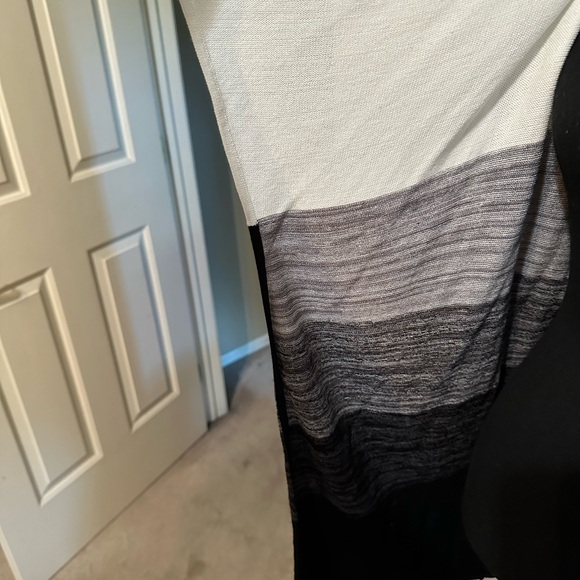 Chicos Size 1 open front easy drape cardigan black, ivory, & gray - Picture 6 of 10